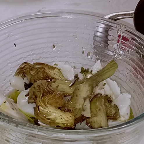 Uova di seppia con carciofi - procedimento 1