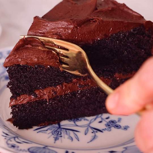 Anteprima ricetta Torta ricoperta di cioccolato