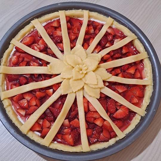 Anteprima ricetta Crostata con crema di ricotta e fragole