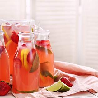 Previsualización de la receta Receta casera y sencilla de ponche de frutas