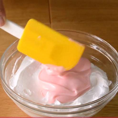 Zuccotto alle fragole - procedimento 1