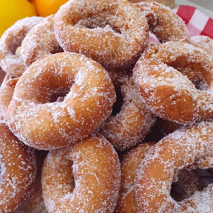 Rosquillas de leche condensada esponjosas