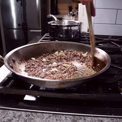 Pasta alla norcina - procedimento 1