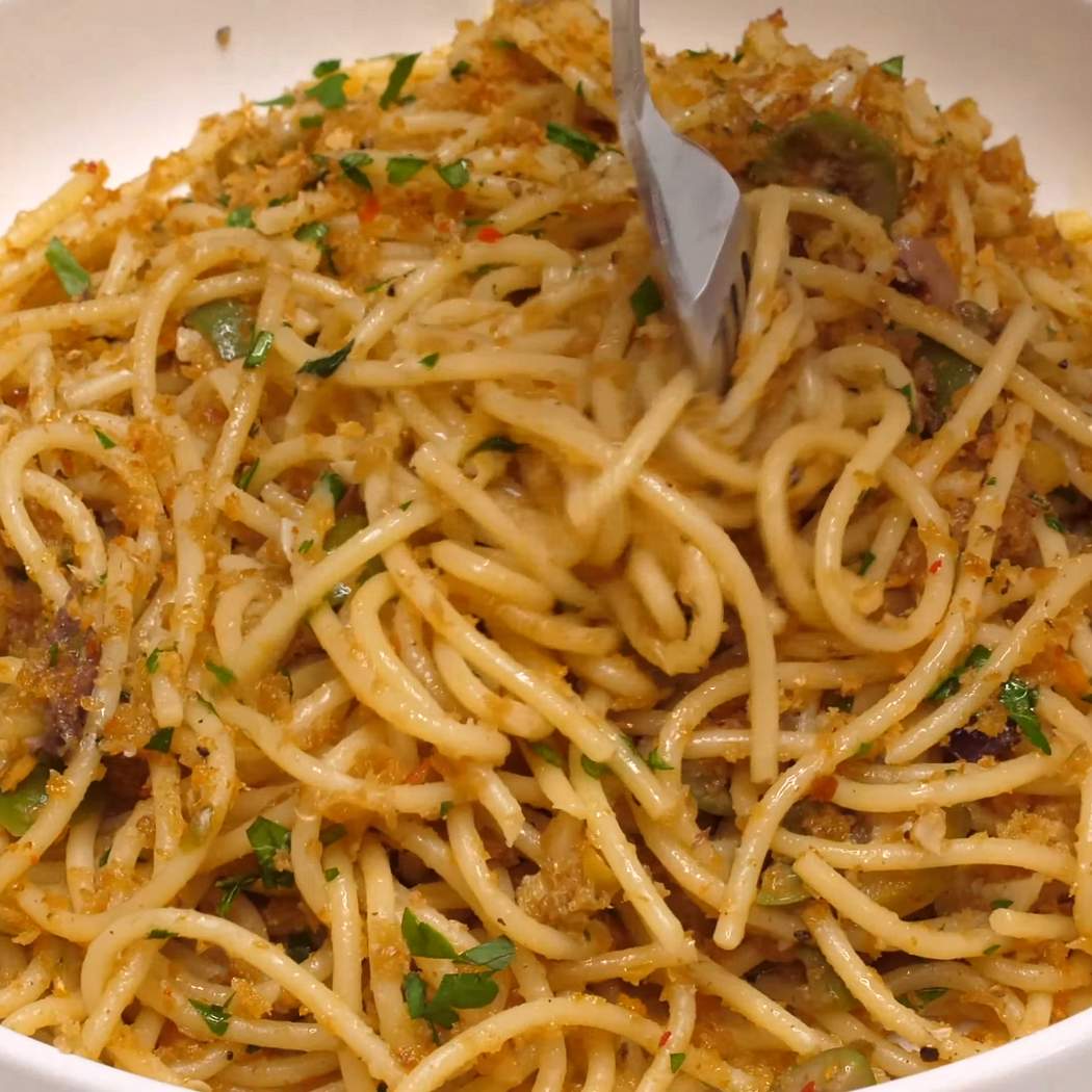 Pasta con le alici