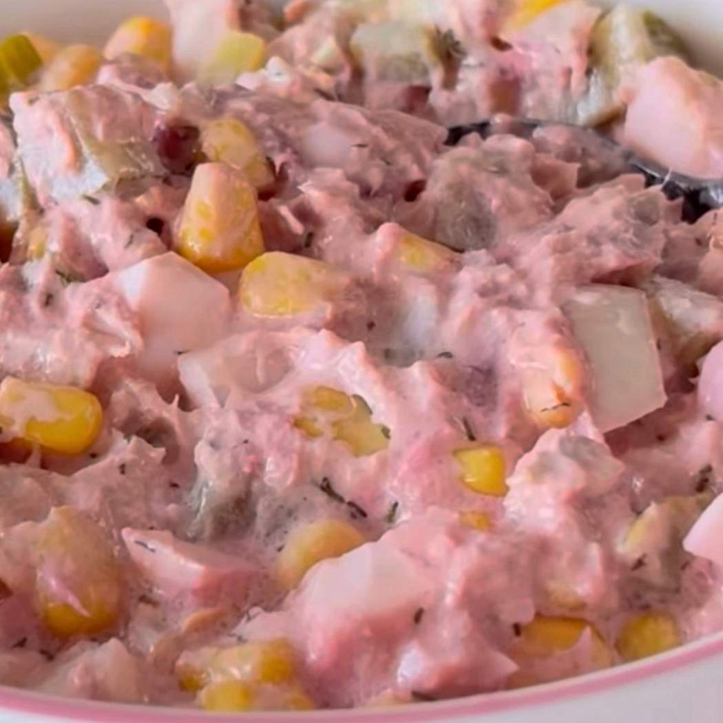 Tuniakový šalát s cviklou