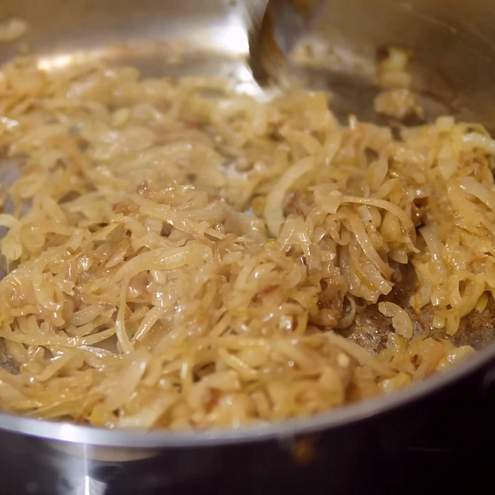 Zuppa di cipolle veloce - procedimento 1