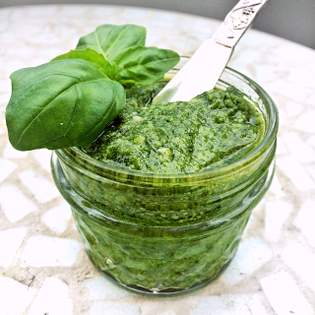 Recipe preview Simple Fresh Creamy Pesto Salad Dressing
