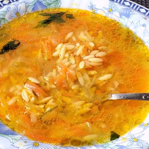 Rýchla zeleninová polievka mojej babičky - krok prípravy 1