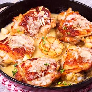 Recipe preview Baked chicken thighs with cheese