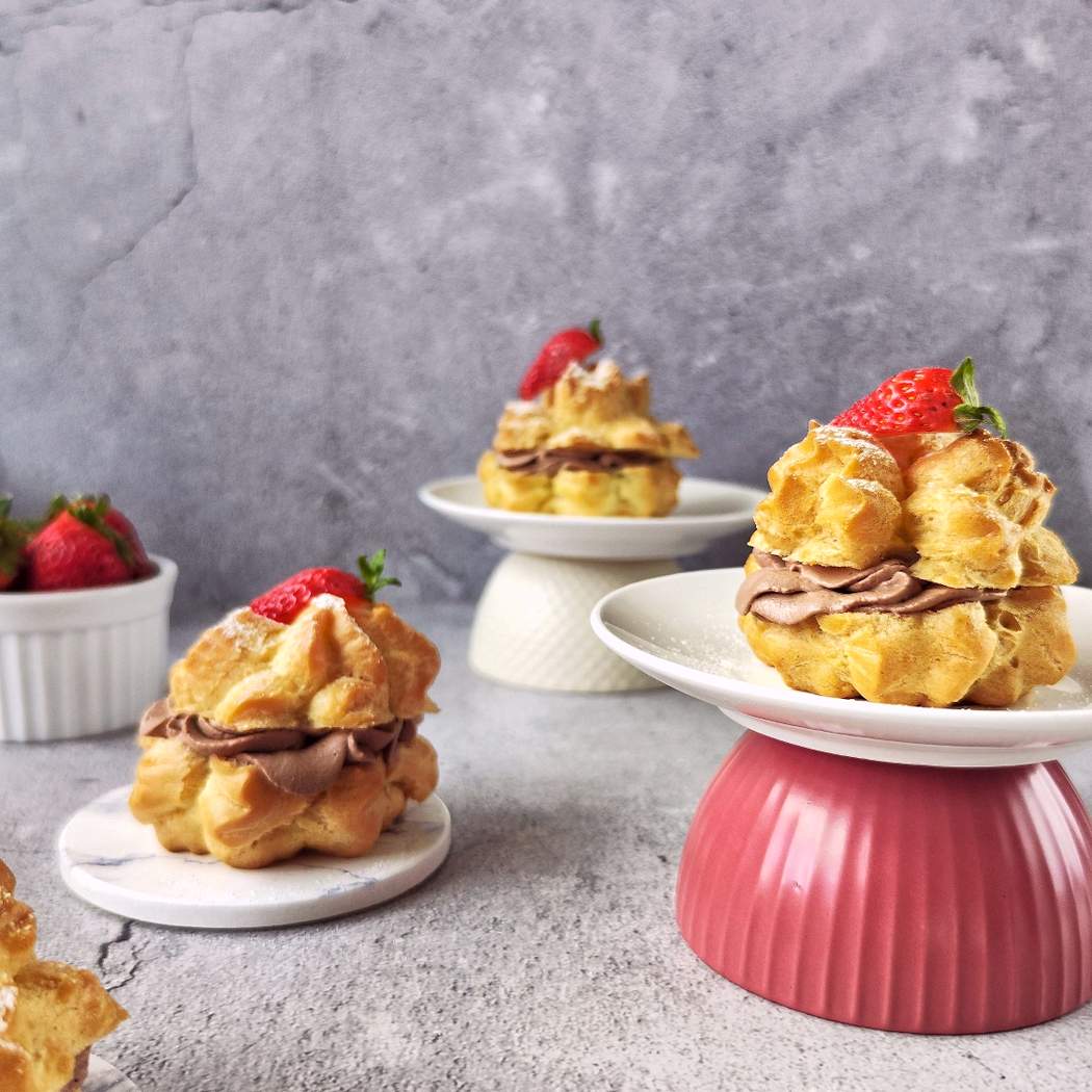 Profiteroles con crema pasticcera