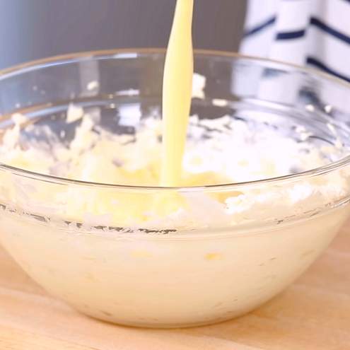 Semifreddo alle fragole ricetta - procedimento 1