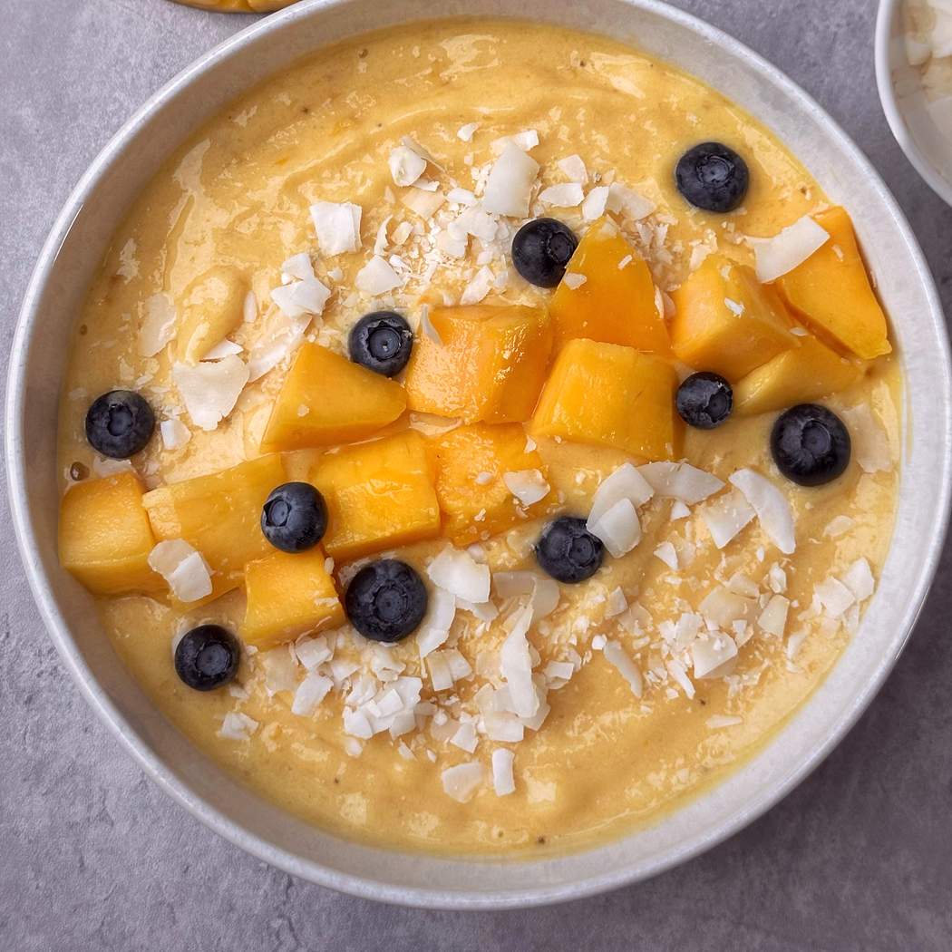 Mangový smoothie bowl, zmrzlina