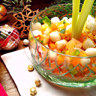 Previsualización de la receta Receta de ensalada navideña con lechuga y frutas