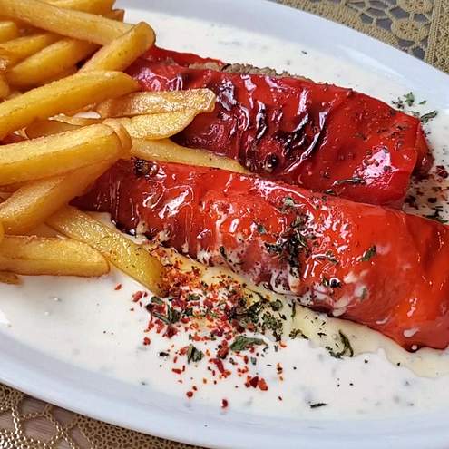 Pečená paprika s výbornou mäsovou plnkou a jogurtovým dressingom - krok prípravy 1