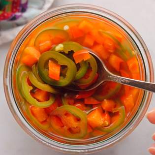 Recipe preview How to make Pickled Peppers