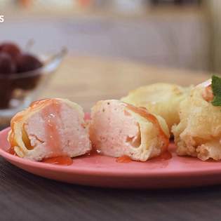 Recipe preview How to make Strawberry fried ice cream at home?