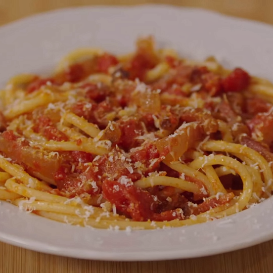 Anteprima ricetta Bucatini all'Amatriciana