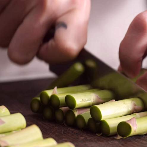 Riso con asparagi selvatici - procedimento 1