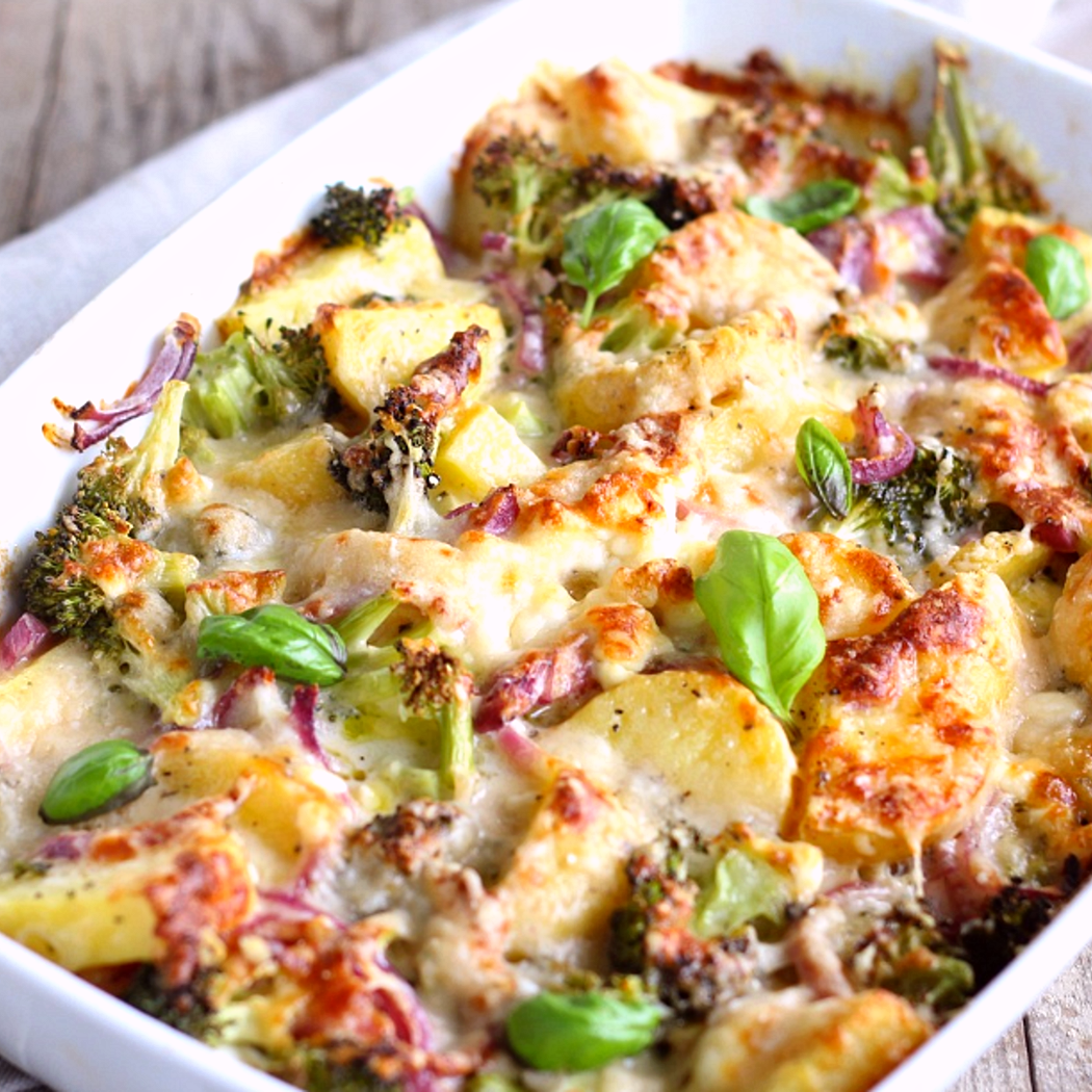 Sós burgonya és zöldség gratin