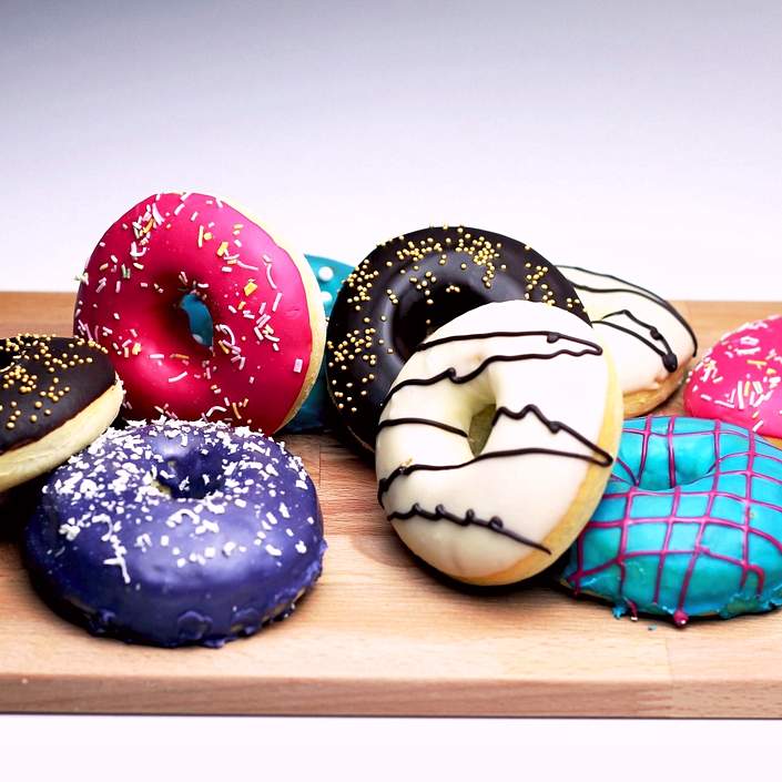 Weihnachts Donuts mit Kokossnuss Rezept