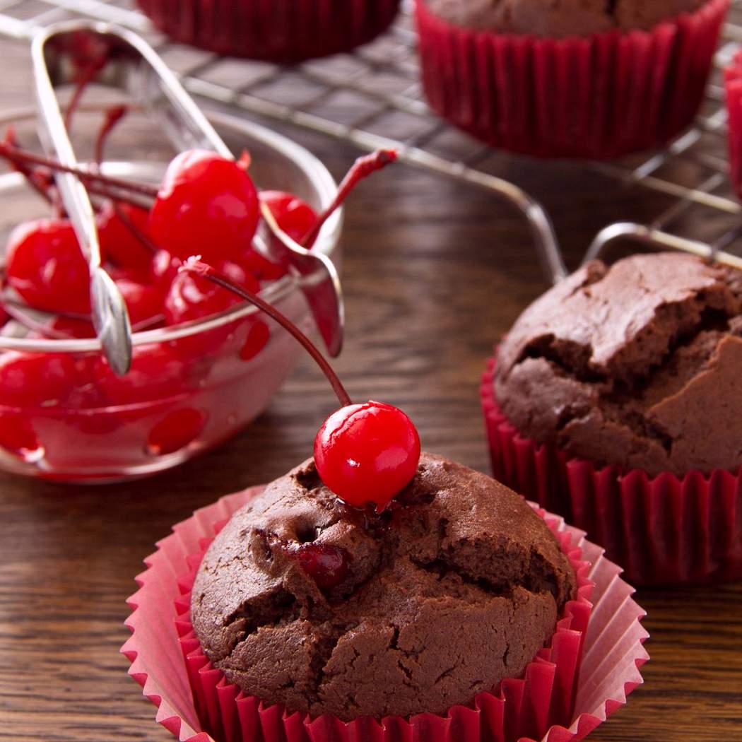 Csokoládés muffinok cseresznyével