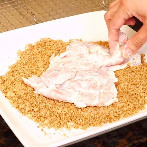 Kotleciki z piersi kurczaka w panierce - etap przygotowania 1