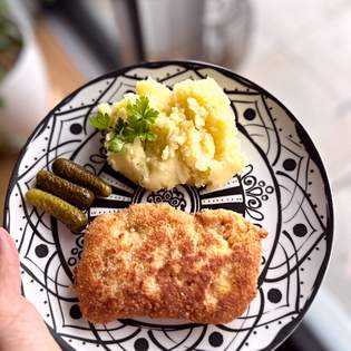Recipe preview Ground Meat Steaks with Cheese