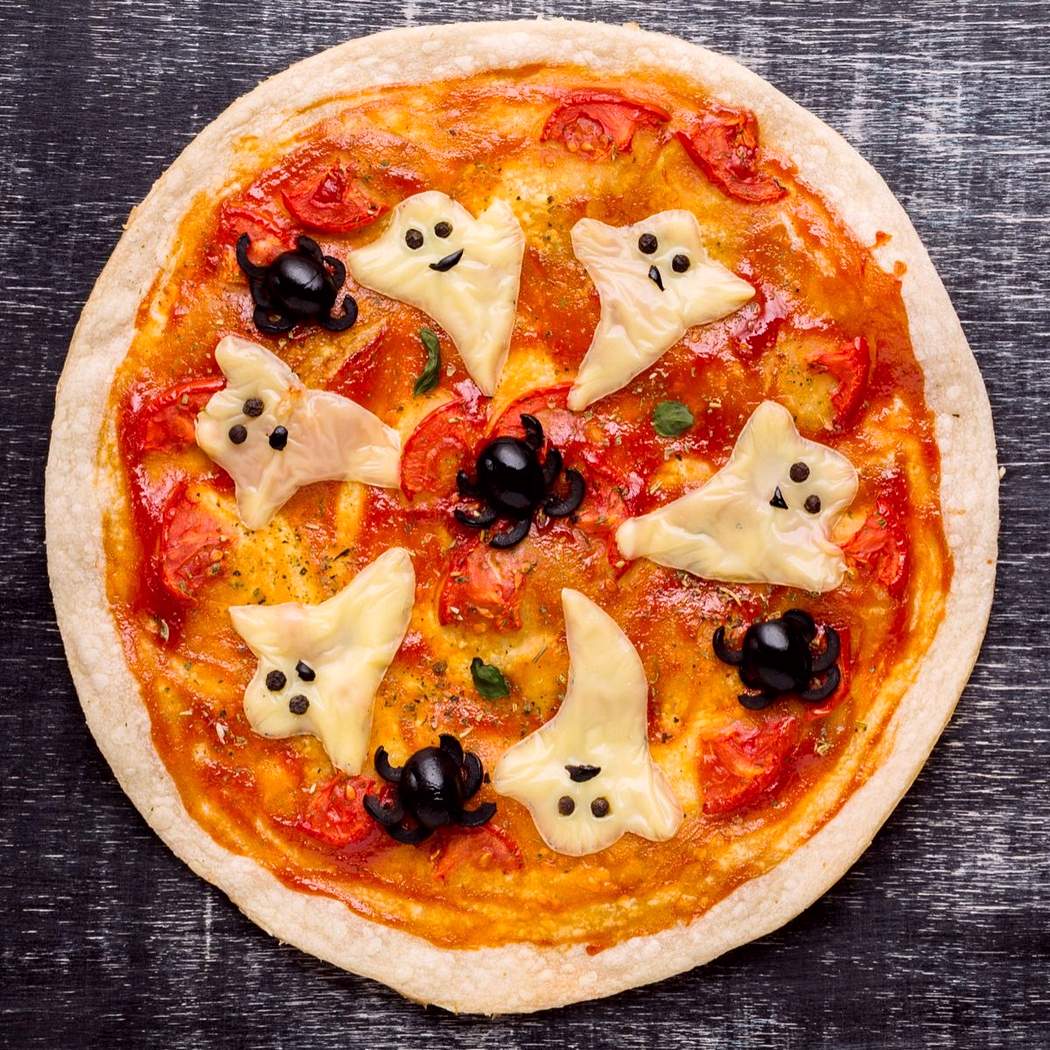 Halloween pizza