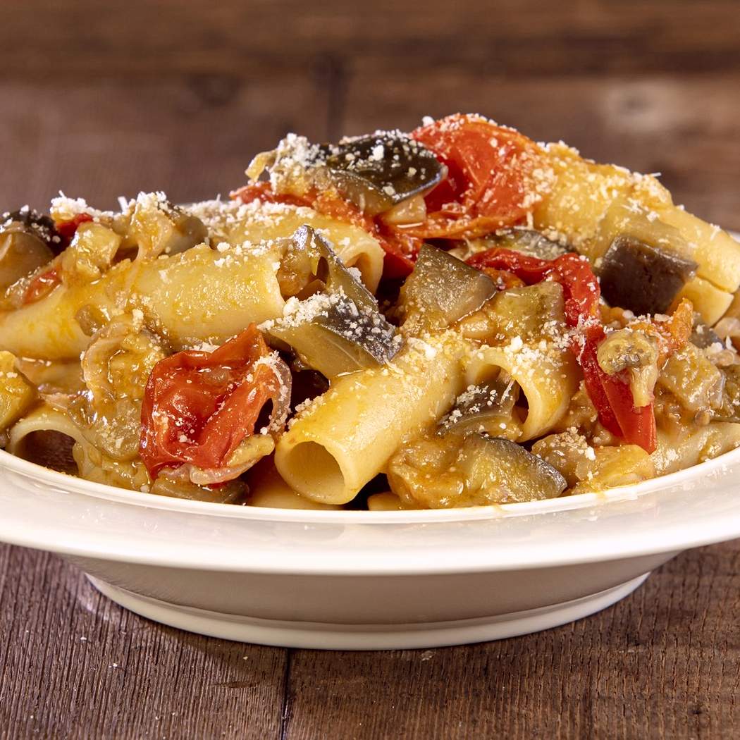 Pasta con Melanzane e Pomodorini