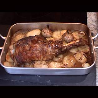 Recipe preview Easy and tasty slow-cooked lamb shoulder recipe