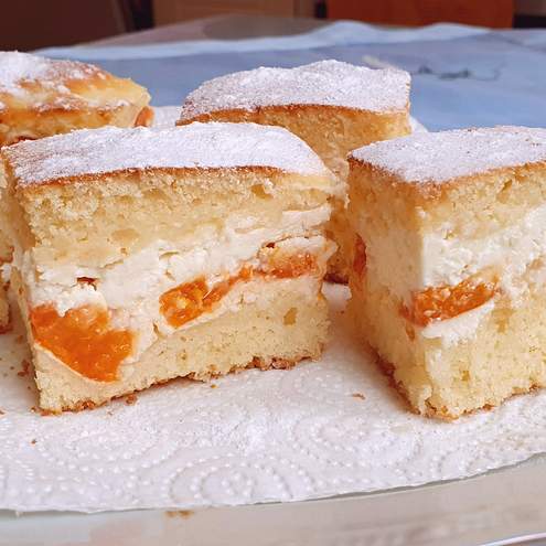 Torta albicocche e yogurt - procedimento 1