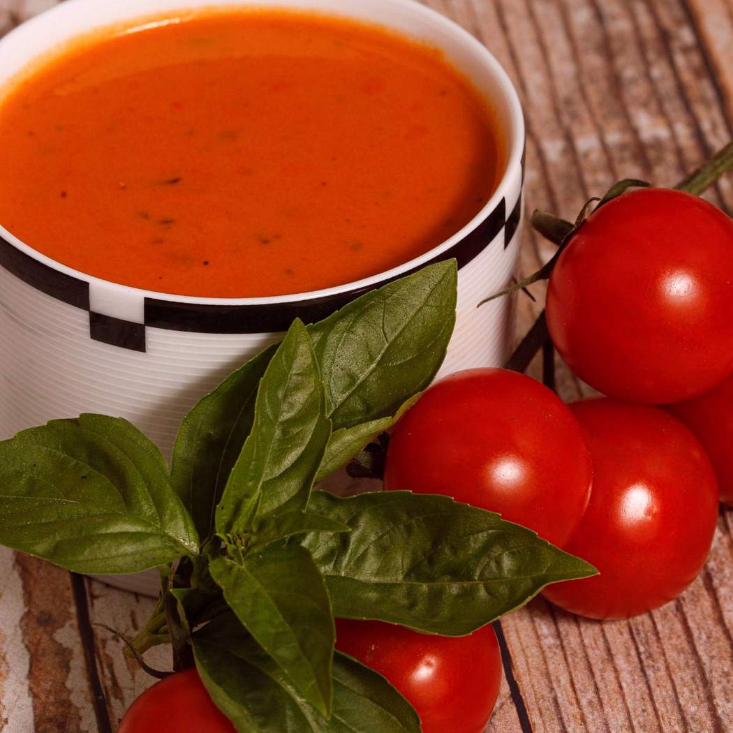 Zuppa di pomodoro fresco