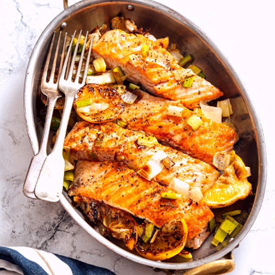 Anteprima ricetta Salmone affumicato con barbabietola leggermente caramellata