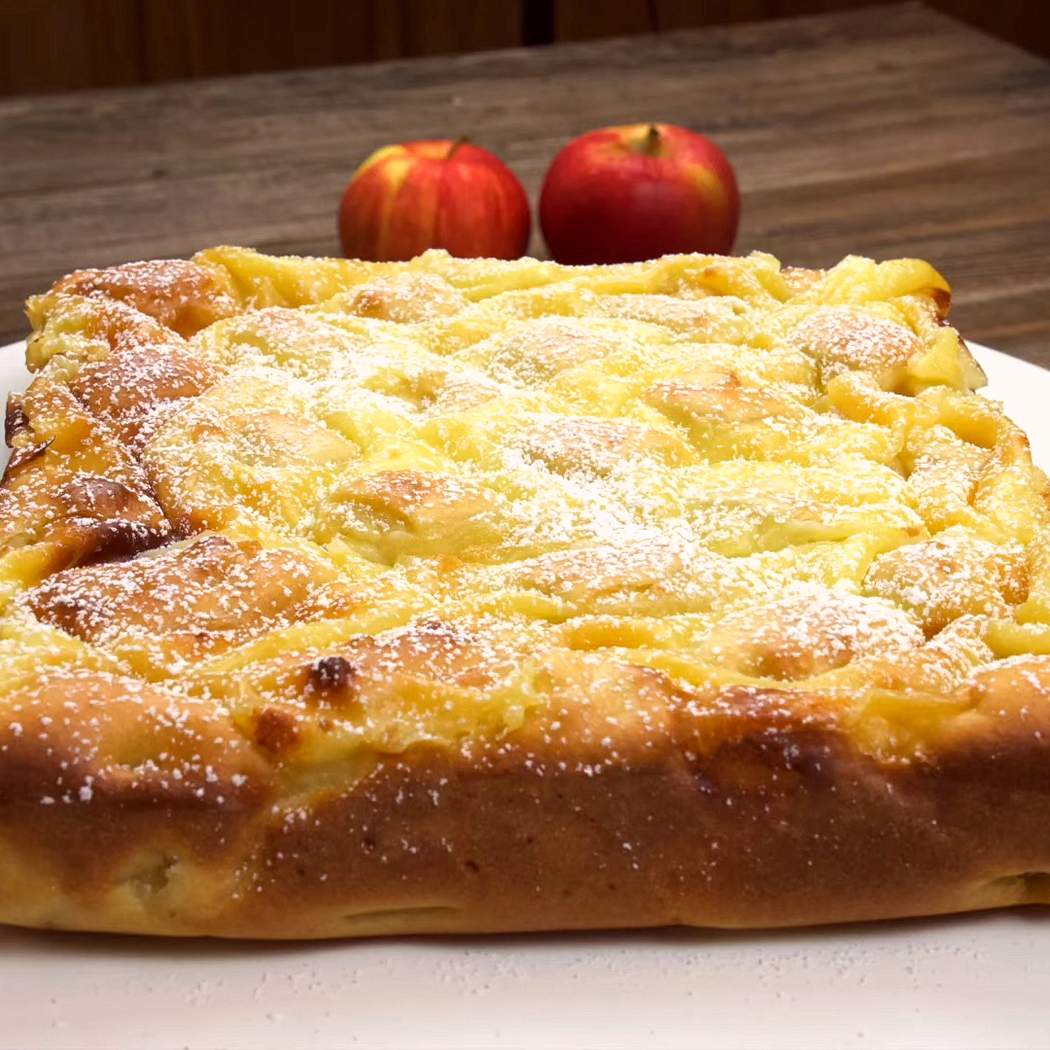 Torta con crema pasticcera