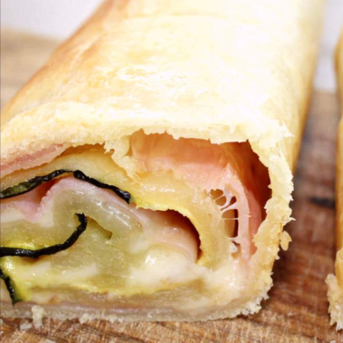 Pasta sfoglia con le zucchine