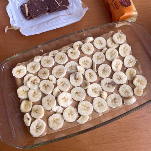 Tort fără coacere cu caramel și ciocolată - pasul de preparare 1