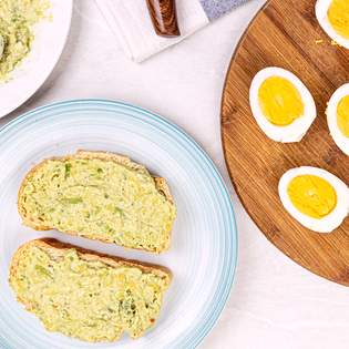 Recipe preview Avocado spread with egg