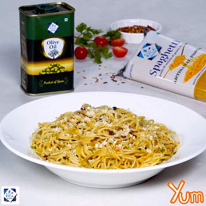 Spaghetti aglio, olio e peperoncino