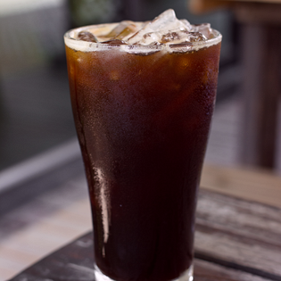 Previsualización de la receta ¿Cómo hacer vodka negro - bebida de la noche?