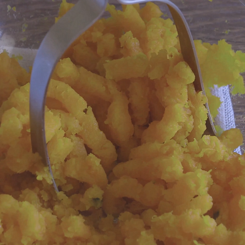 Egészséges Halloween édes sütőtökös tojás szendvics recept - előkészítő lépés 1