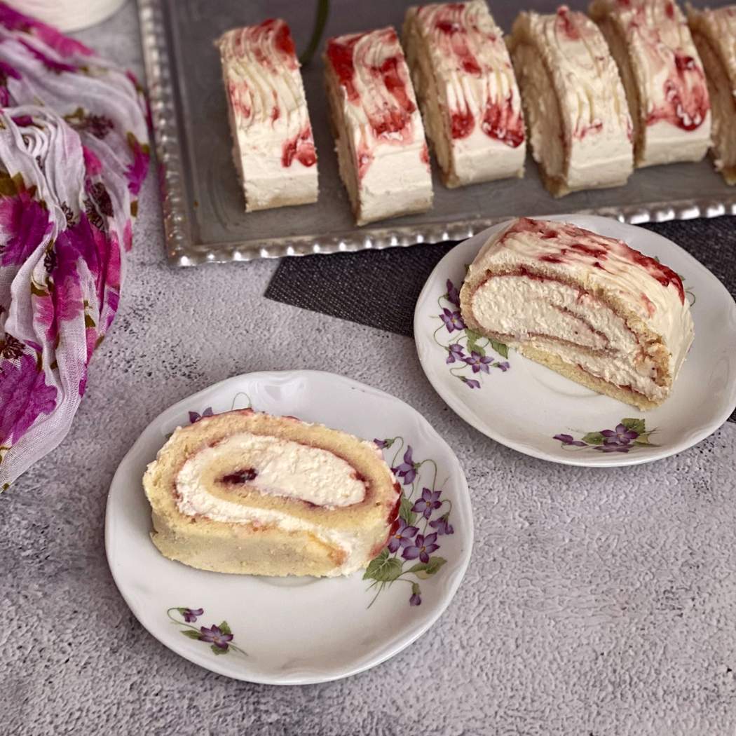 Mascarpone krémmel töltött rolád