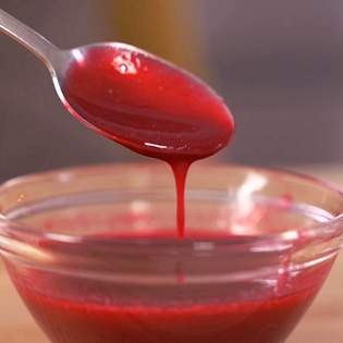 Recipe preview Easy & Fresh Raspberry Coulis Recipe
