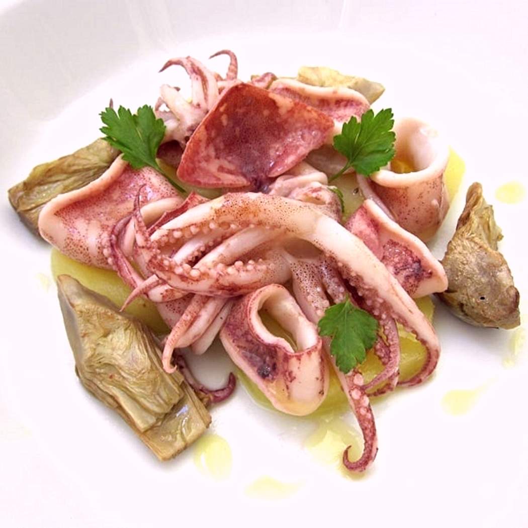 Totani con Patate e Carciofi