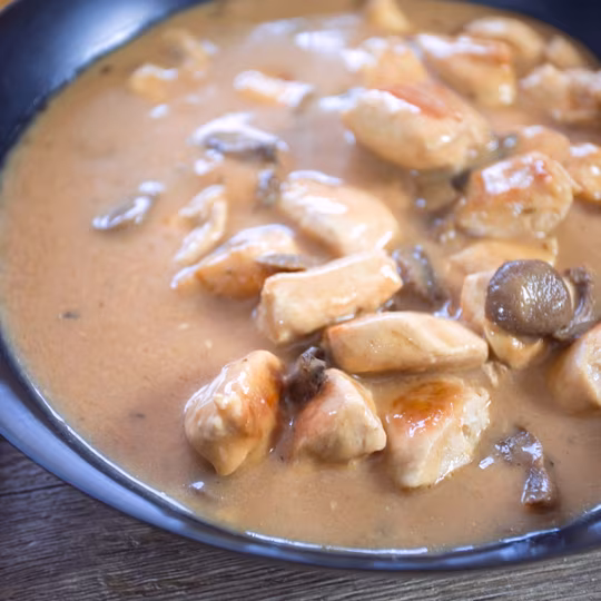 Anteprima ricetta Pollo ai funghi porcini