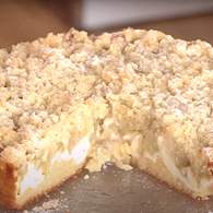 Rezeptbild Traditioneller Kuchen mit frischem Rhabarber 1/6