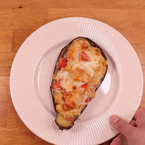 Fette di melanzane al forno con pomodoro e mozzarella - procedimento 1