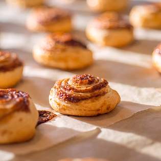 Recipe preview Quick & Easy Cinnamon Scrolls From Scratch