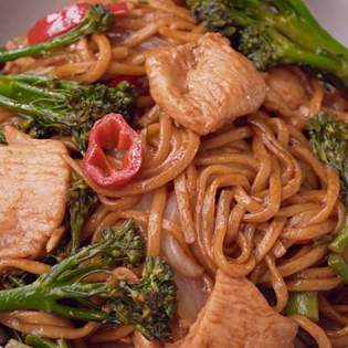 Recipe preview Easy homemade Spicy Chicken Broccoli Noodles recipe