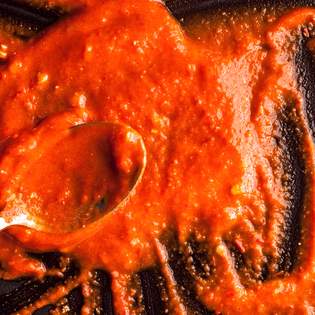 Recipe preview Smoked Sriracha Sauce