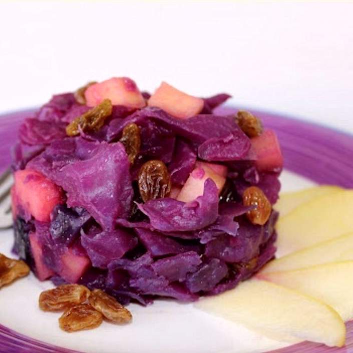La col lombarda con manzana más fácil del mundo